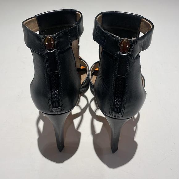 BCBG Maxazria High Heel Shoes - Picture 3 of 5